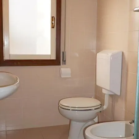 Holiday home Belvilla By Oyo In Caorle Ve Porto Santa Margherita di Caorle